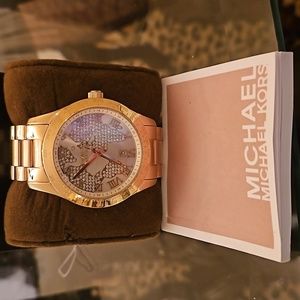Michael Kors Gold Link World Watch NWT.
